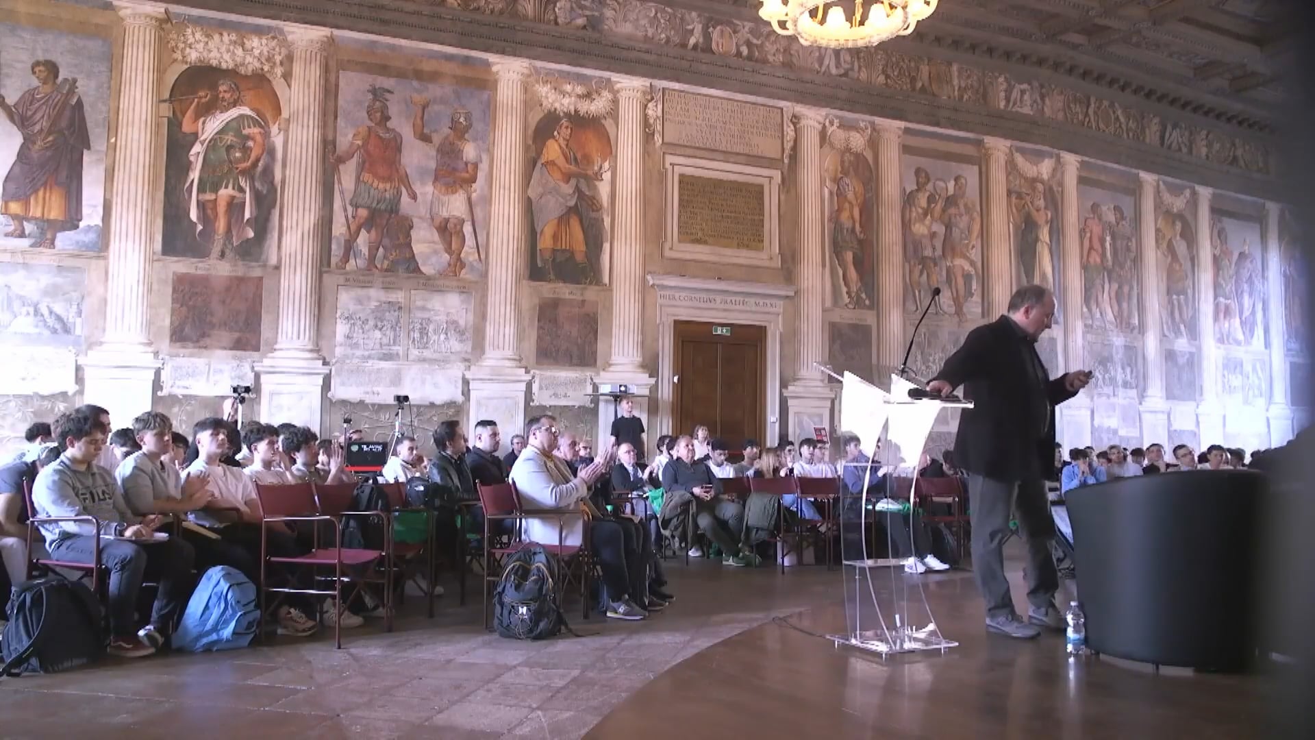 Discussione Prima Sessione: LA PROGETTAZIONE DELLA PERFORMANCE DAL DILETTANTISMO AL PROFESSIONISMO